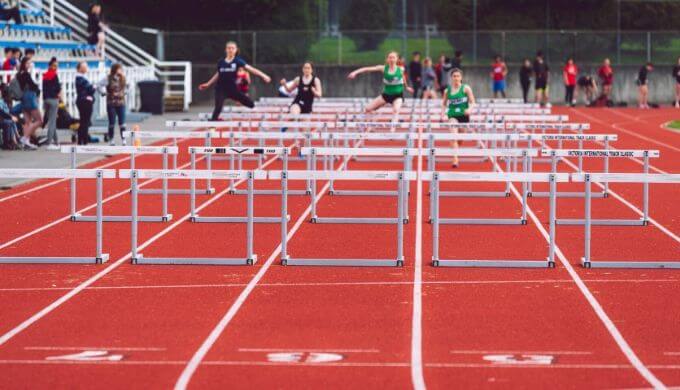 hurdle-run